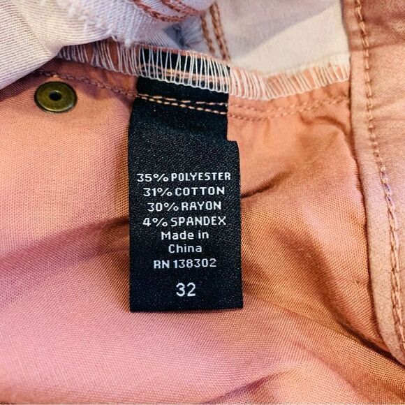 Avenue Denim Luxe Sateen Straight Leg Jeans Plus Size 32 Dusty Rose Color - Picture 8 of 12